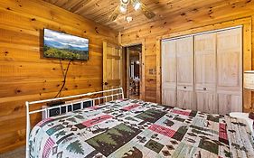 Waters Edge Cabin